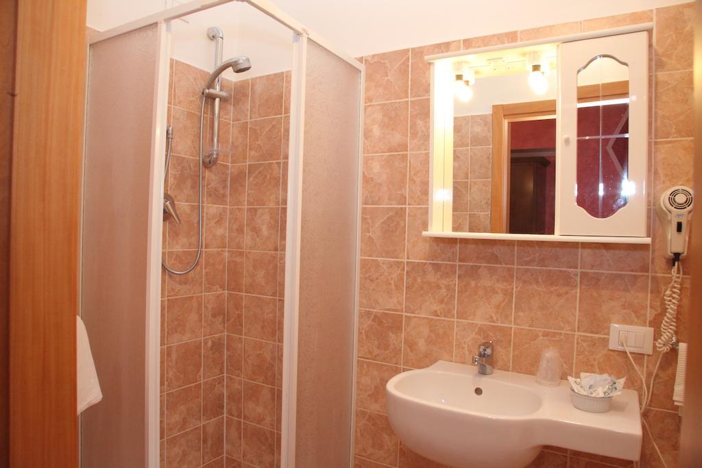 B&B Rinascente Paola Camera foto